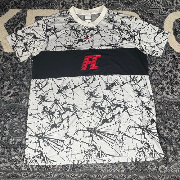 Nike FC Soccer Jersey T-Shirt Men’s Size L White Black Abstract Graphic - Picture 1 of 4